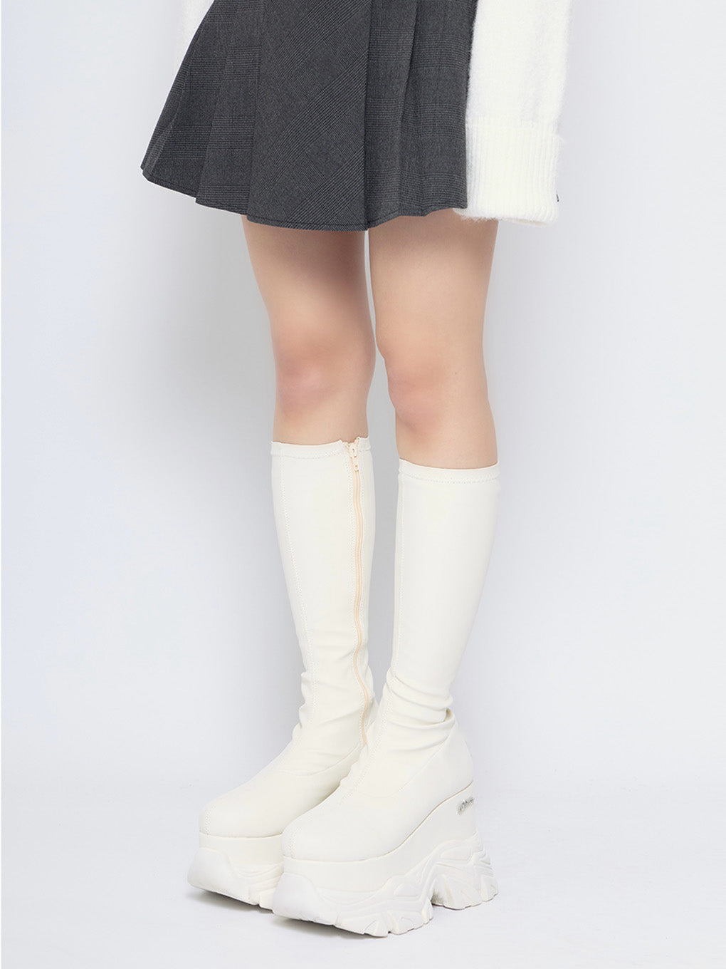 モデル:155cm(着用サイズ:39)