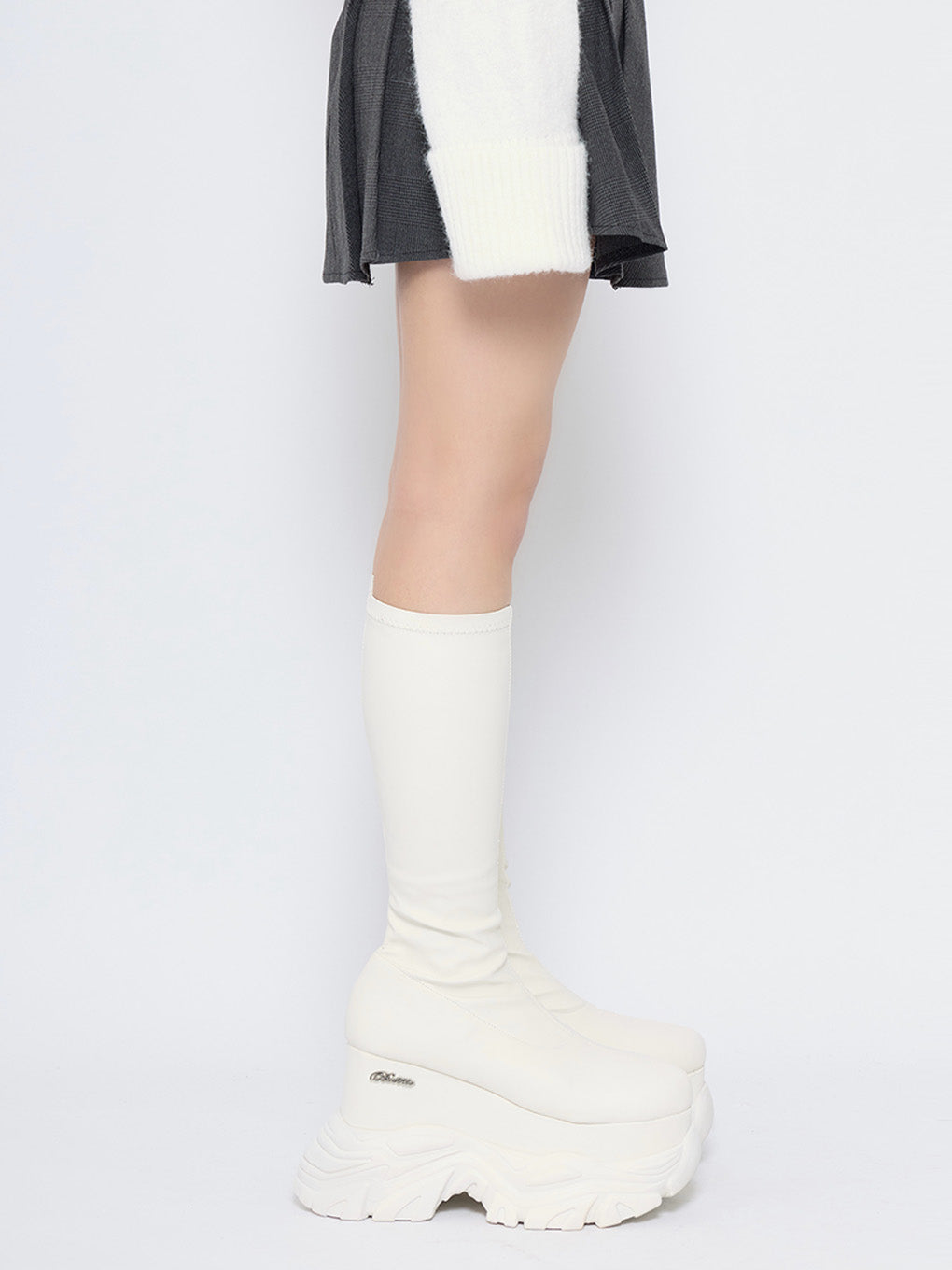 モデル:155cm(着用サイズ:39)