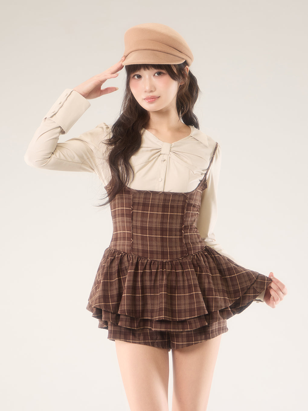 モデル:170cm(着用サイズ:F)