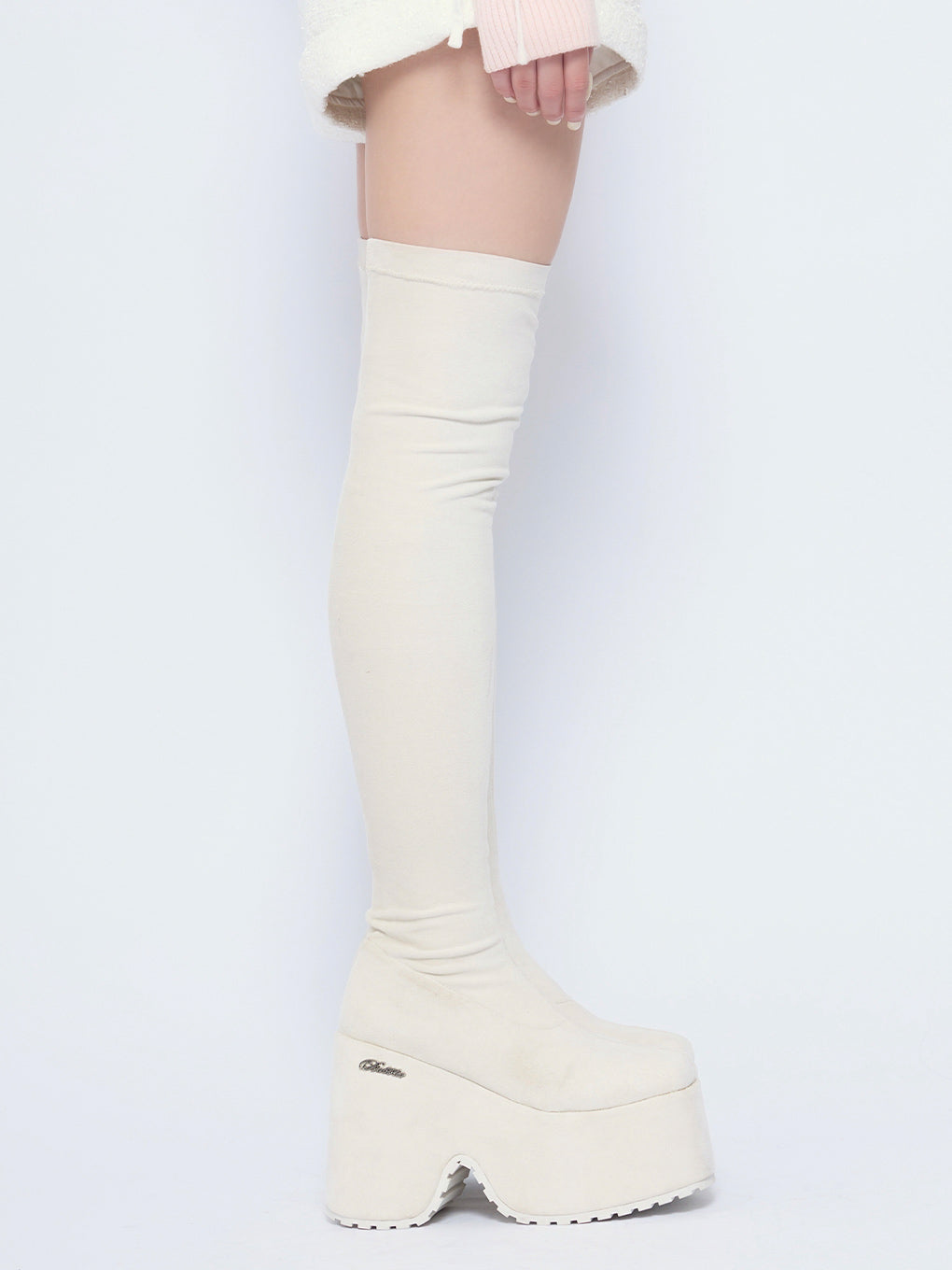 モデル：155cm（着用サイズ：38）