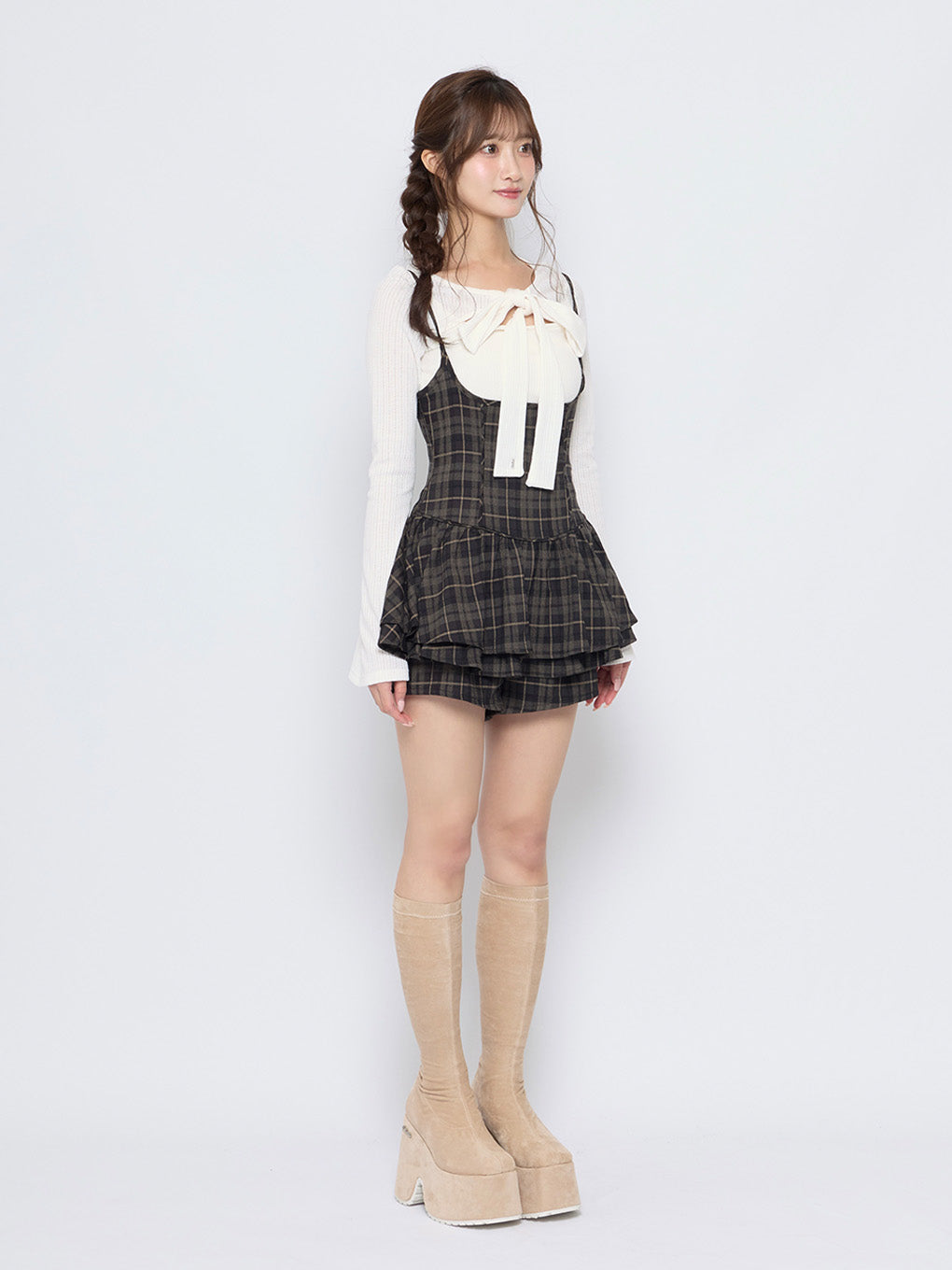 モデル：155cm（着用サイズ：F）