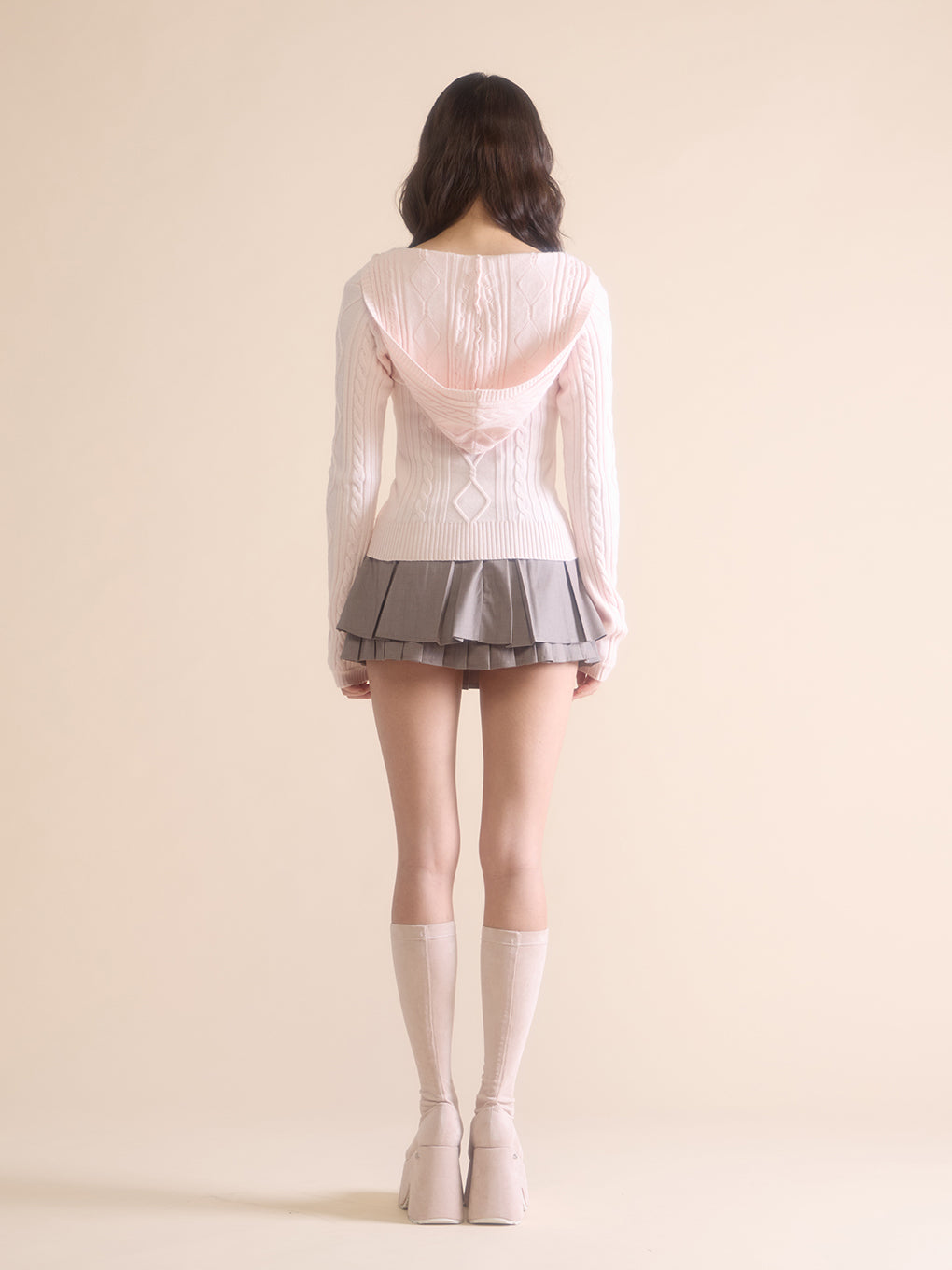 モデル：170cm（着用サイズ：FREE）