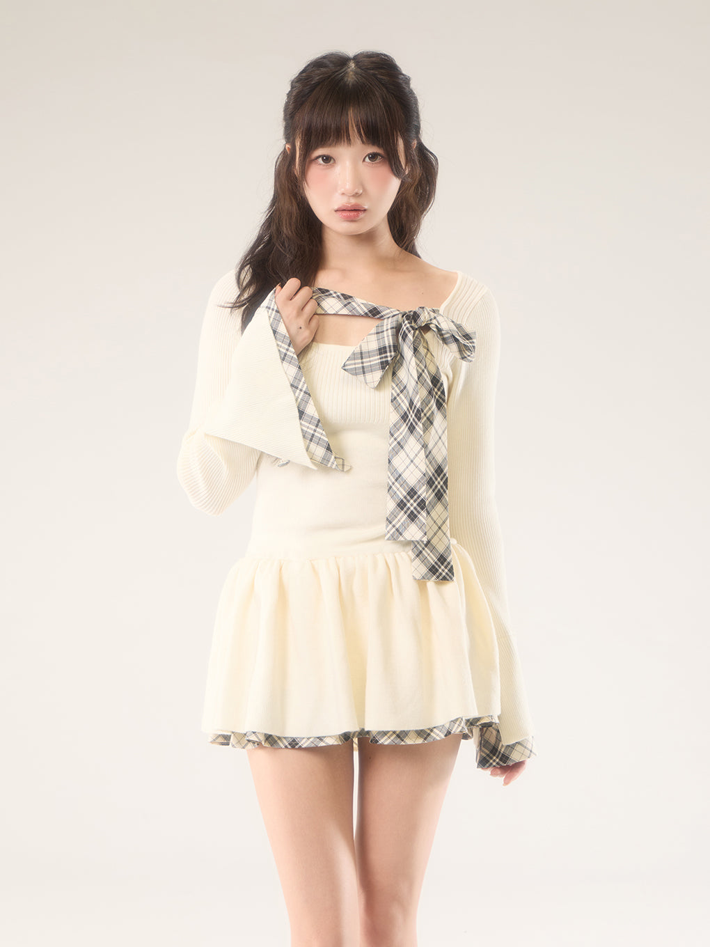 モデル：170cm（着用サイズ：FREE）