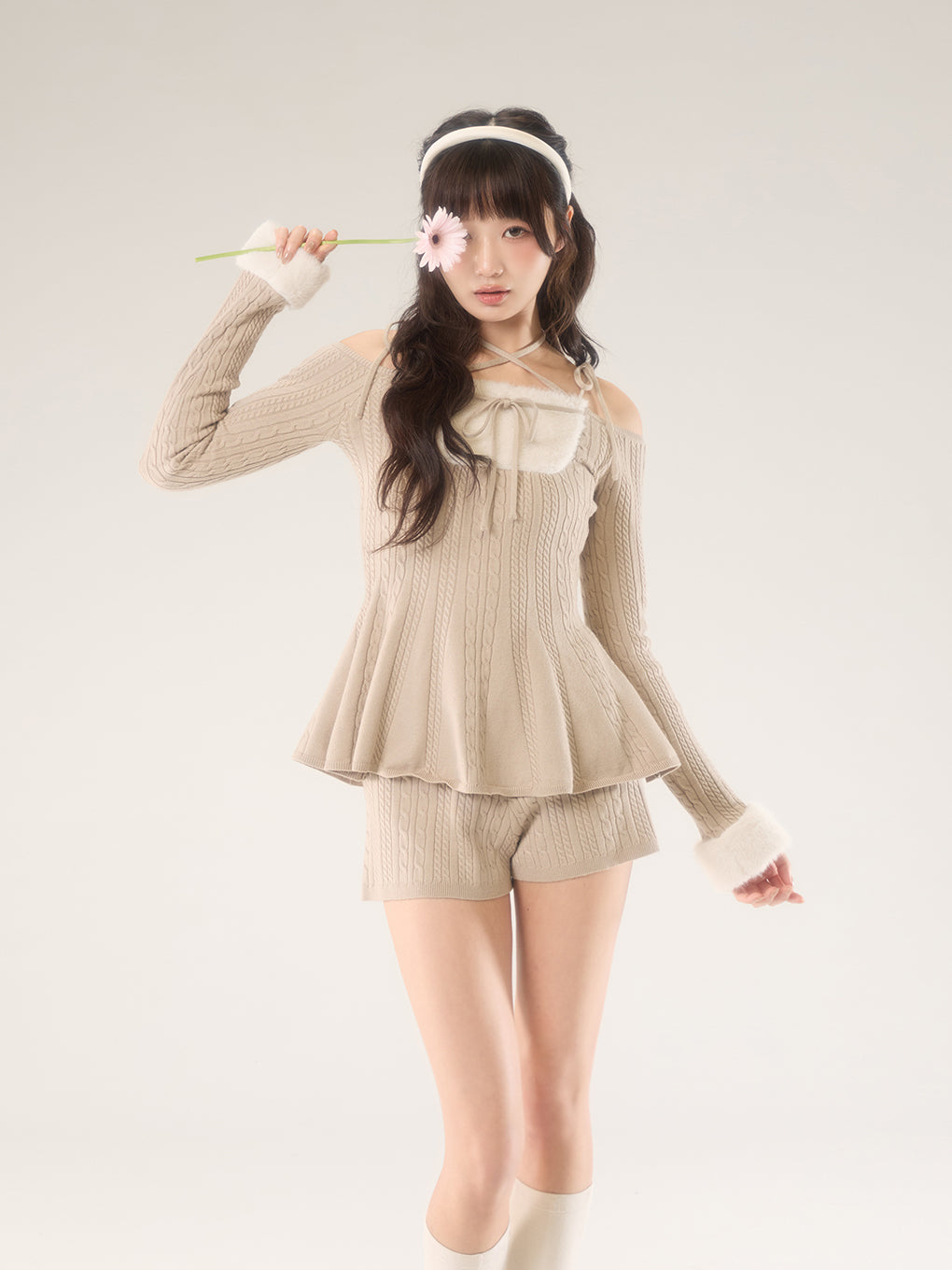 モデル：170cm（着用サイズ：FREE）