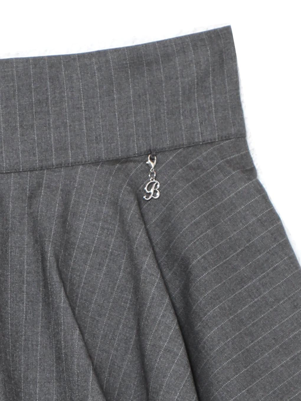 フレアティアードスカパン