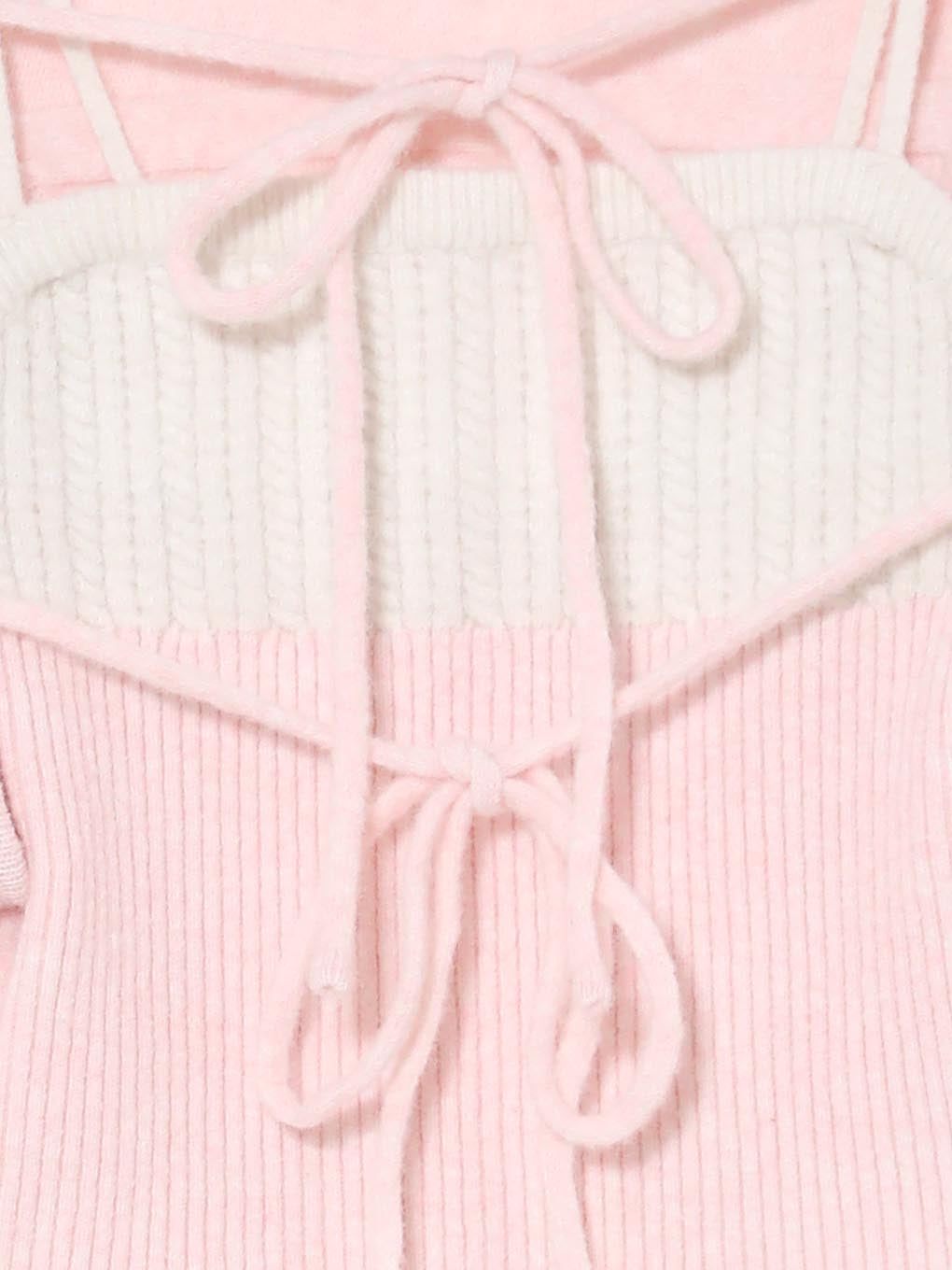 loose ribbon ensemble