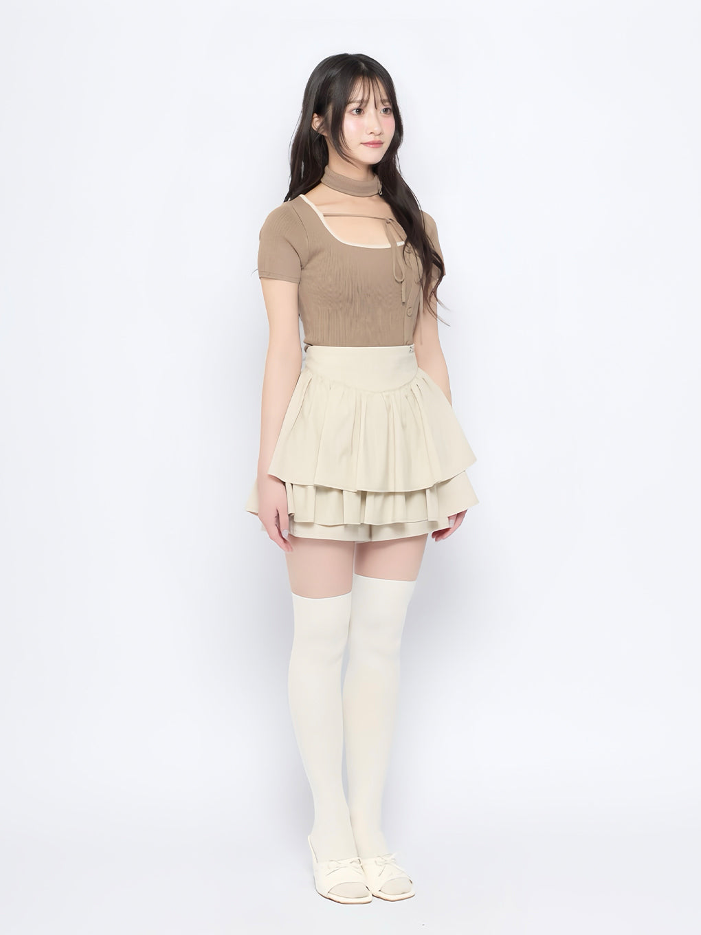 モデル：155cm（着用サイズ：FREE）