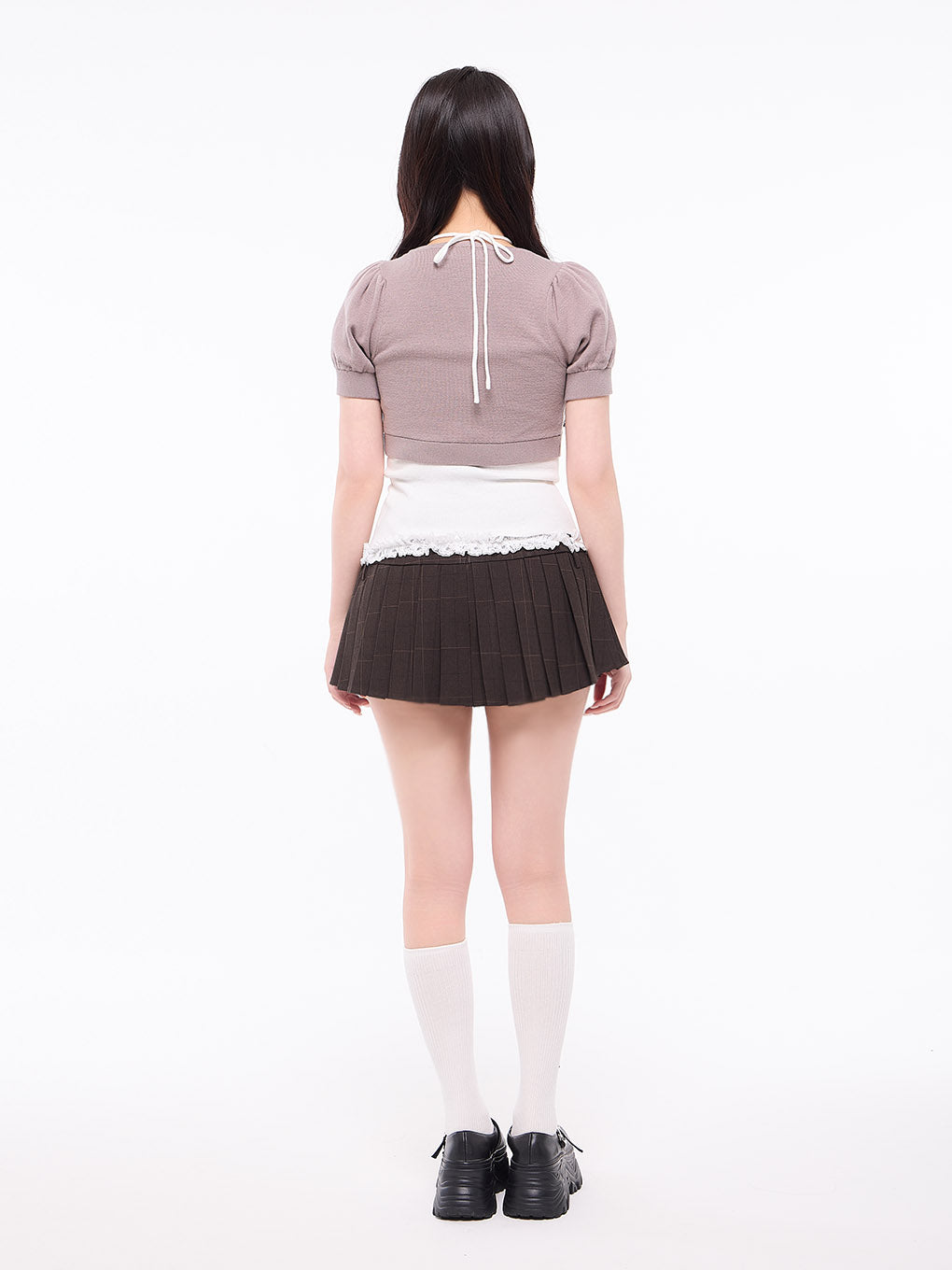 モデル：164cm（着用サイズ：FREE）