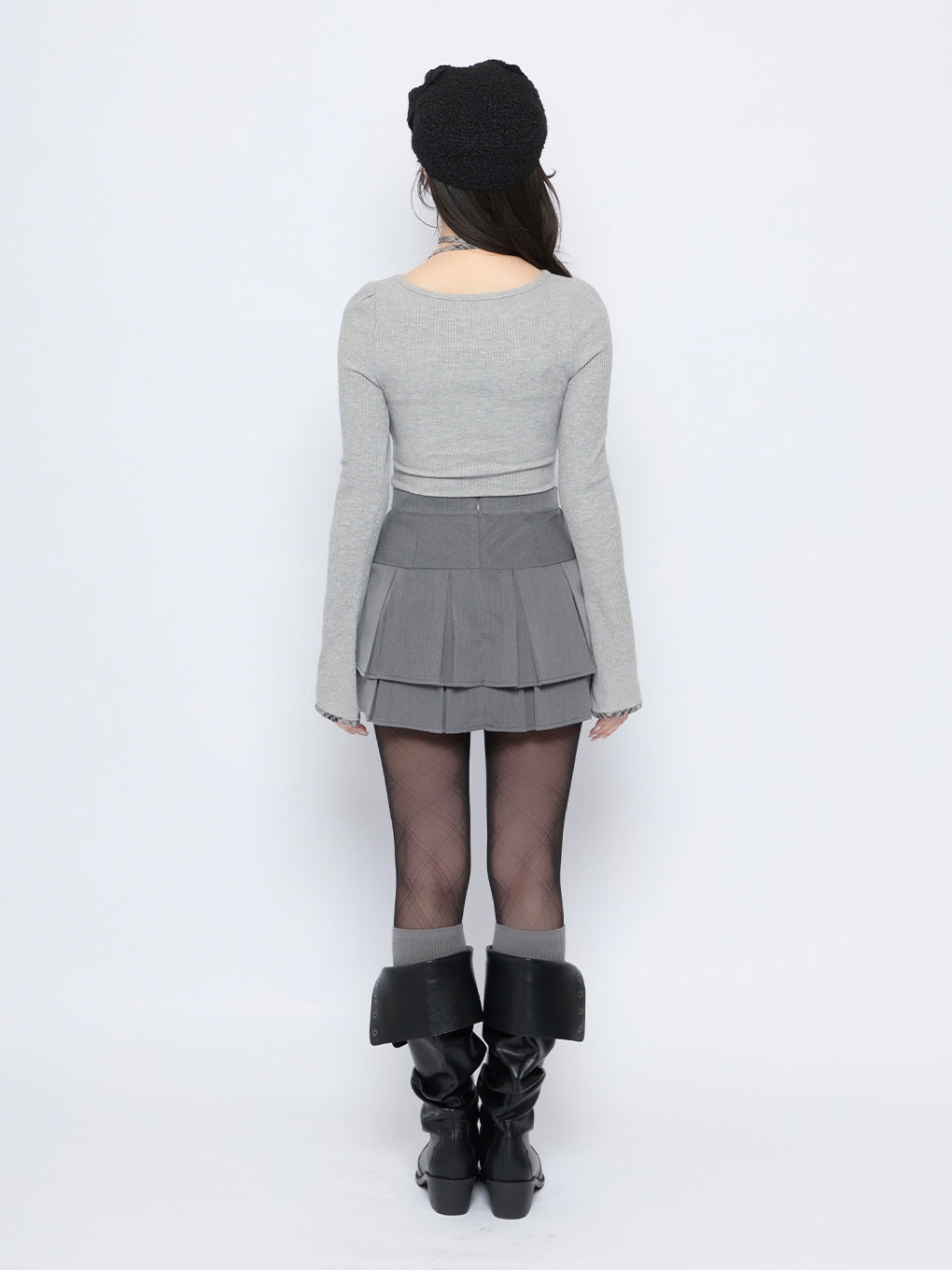 モデル：155cm（着用サイズ：S）