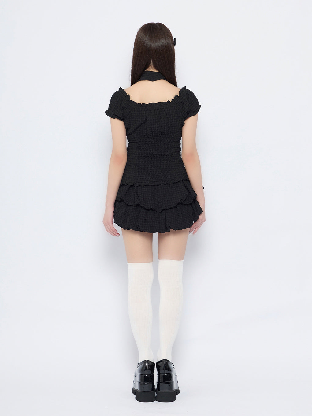 モデル：155cm（着用サイズ：FREE）